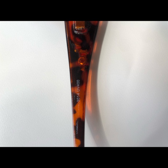 Christian Dior Sunglasses - Picture 13 of 14